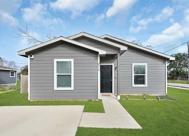 Property at 217 Gans St, Houston, TX 77029, 3 beds, 2 baths