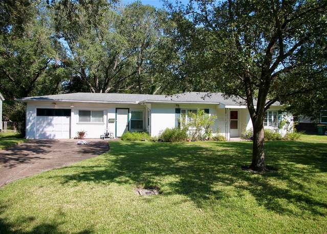 Property at 2412 Meadow Ln, La Marque, TX 77568, 2 beds, 2 baths