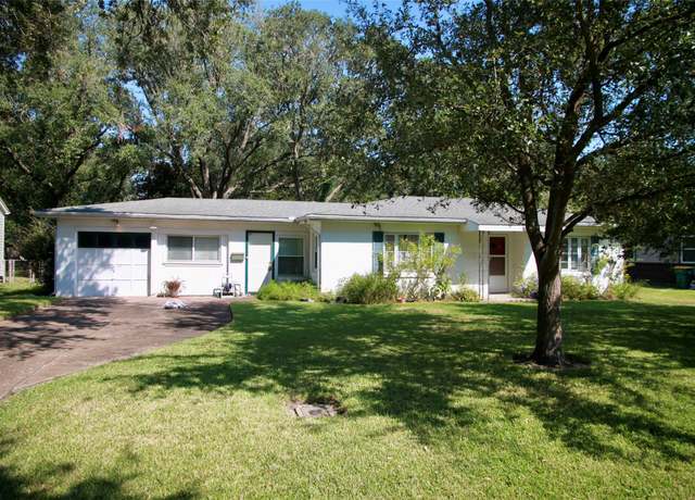Property at 2412 Meadow Ln, La Marque, TX 77568, 2 beds, 2 baths