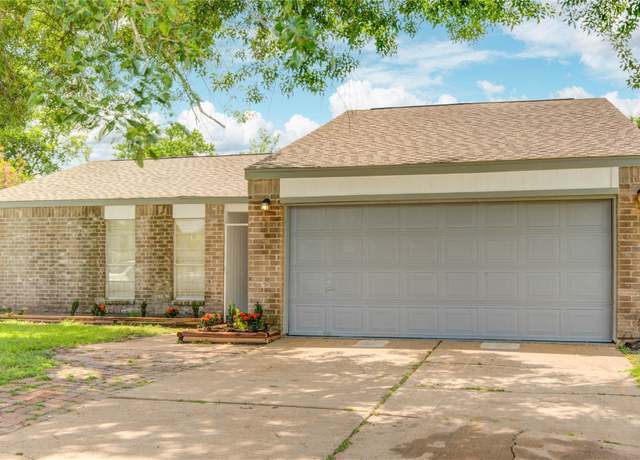 Property at 7502 Dawnbriar Ct, Houston, TX 77489, 3 beds, 2 baths