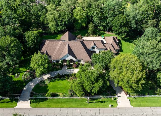Property at 10265 Paradise Vly, Conroe, TX 77304, 5 beds, 5.5 baths