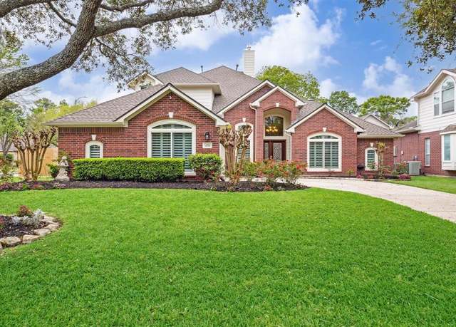 Property at 14718 Kings Head Dr, Houston, TX 77044, 4 beds, 2.5 baths