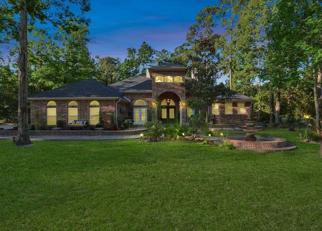Property at 11943 White Oak Pass, Conroe, TX 77385, 5 beds, 3.5 baths
