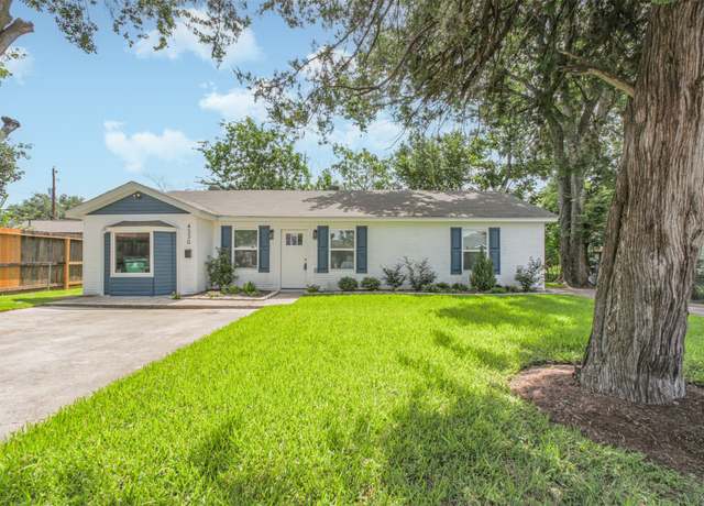 Property at 4330 Heite St, Houston, TX 77022, 3 beds, 2 baths