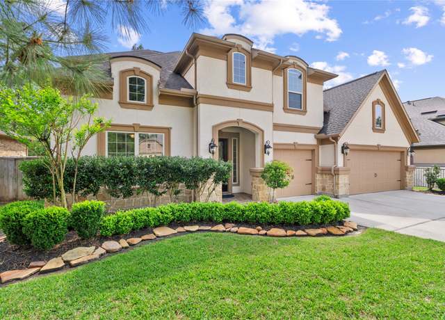 Property at 315 Lagarto Way, Pinehurst, TX 77362, 5 beds, 4.5 baths