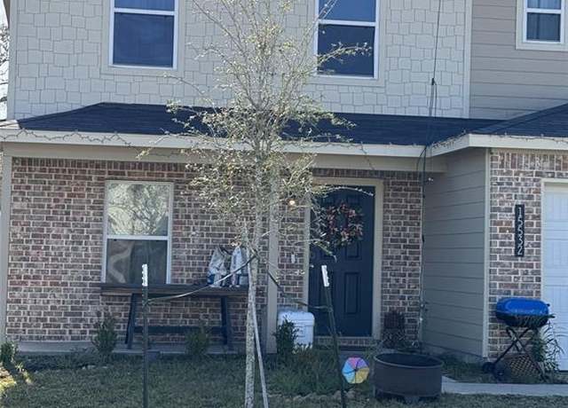 Property at 15532 Taylorcrest Dr, Conroe, TX 77306, 5 beds, 3 baths