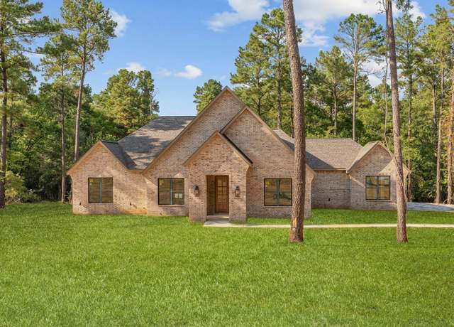 Property at 8915 Cedar Meadow Ln, Plantersville, TX 77363, 4 beds, 3.5 baths