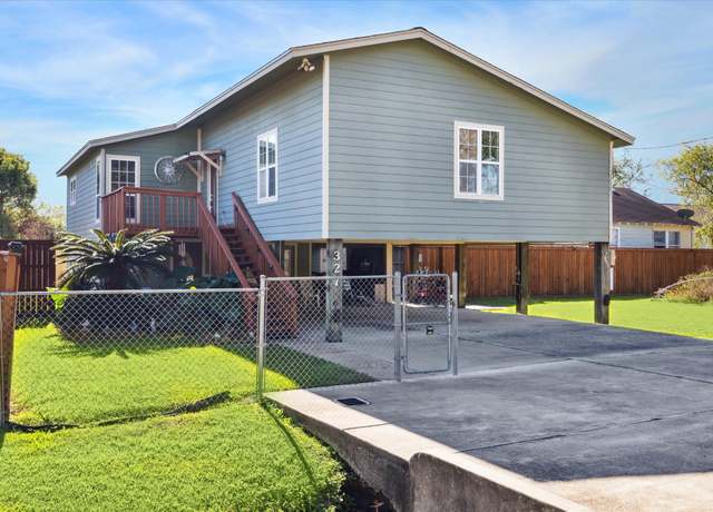 Property at 327 Kansas St, Bacliff, TX 77518, 2 beds, 2 baths