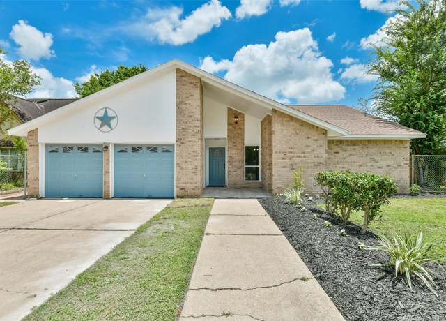 Property at 1921 Cripple Creek Ln, Pearland, TX 77581, 4 beds, 2 baths