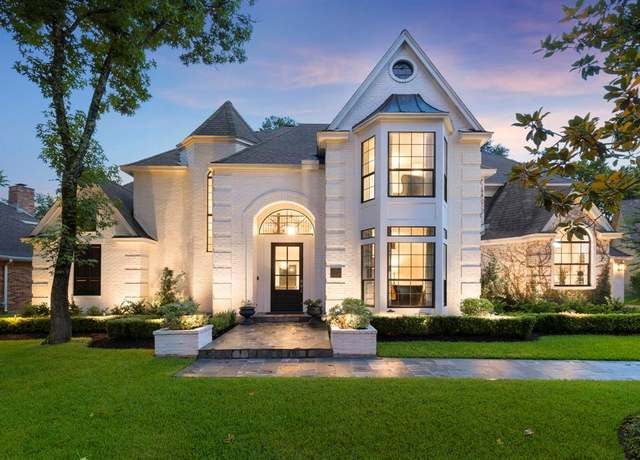 Property at 31 Wood Cove Dr, The Woodlands, TX 77381, 5 beds, 4.5 baths