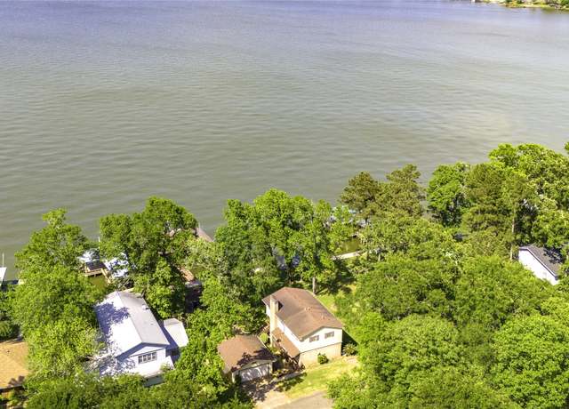 Property at 164 Apollo Dr, Livingston, TX 77351, 2 beds, 2 baths