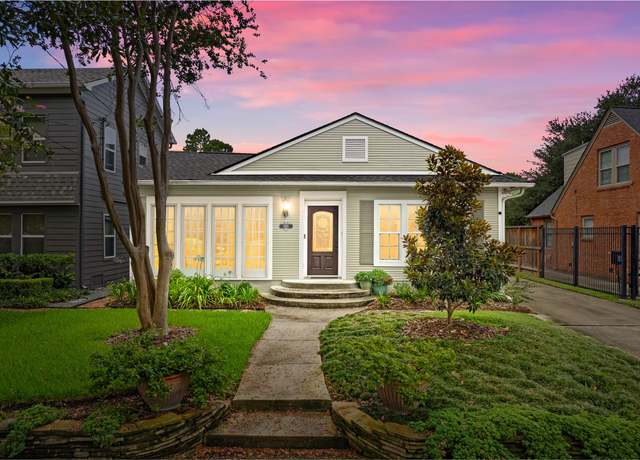 Property at 1311 Peden St, Houston, TX 77006, 3 beds, 3 baths