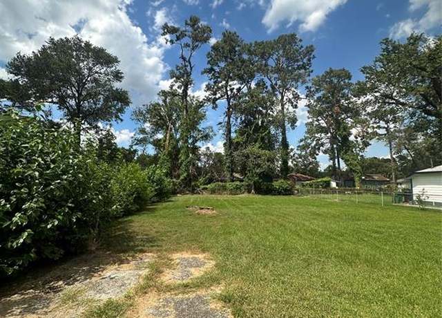 Property at 8213 Flintridge Dr, Houston, TX 77028