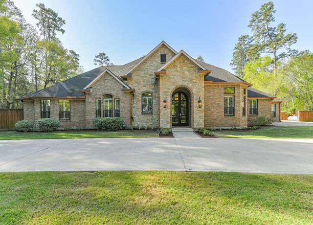 Property at 5 Hollow Glen Ln, Tomball, TX 77375, 4 beds, 4.5 baths