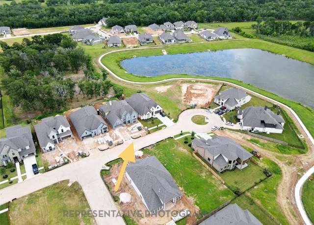 Property at 4318 Driftrose Dr, Fulshear, TX 77441, 5 beds, 5.5 baths