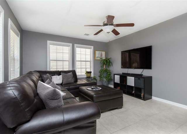 Property at 126 Pennsylvania St, Houston, TX 77029, 7 beds, 2 baths
