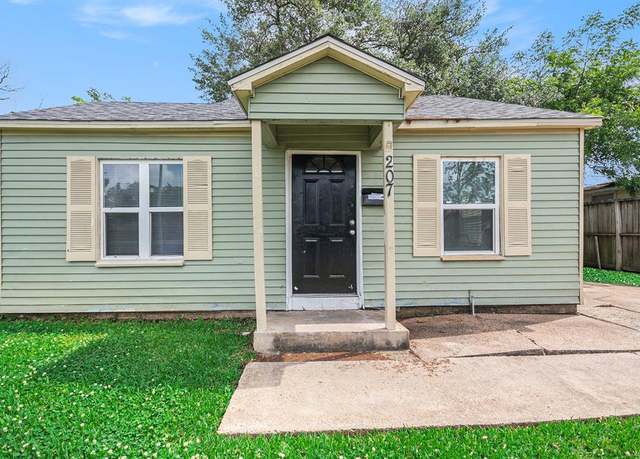 Property at 207 Calvin St, Pasadena, TX 77506, 3 beds, 1 bath