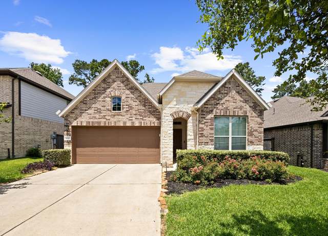 Property at 135 Winged Elm Ct, Conroe, TX 77318, 3 beds, 2 baths