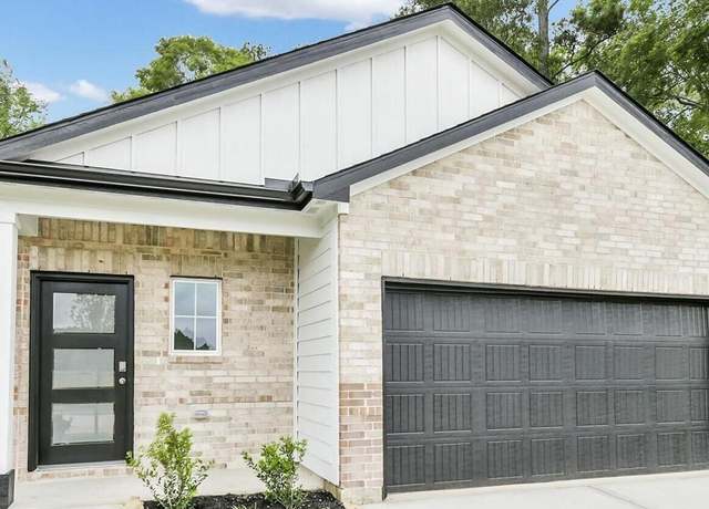 Property at 2113 Caney Creek Ln, Conroe, TX 77301, 3 beds, 2 baths