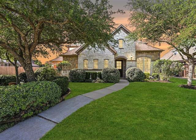 Property at 137 Bandera Creek Ln, Friendswood, TX 77546, 4 beds, 4 baths