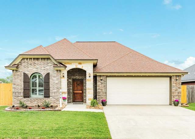 Property at 114 Blue Jay Ct, Richwood, TX 77566, 3 beds, 2 baths