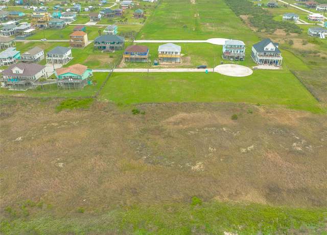 Property at 188 Ocean Shores Dr, Crystal Beach, TX 77650