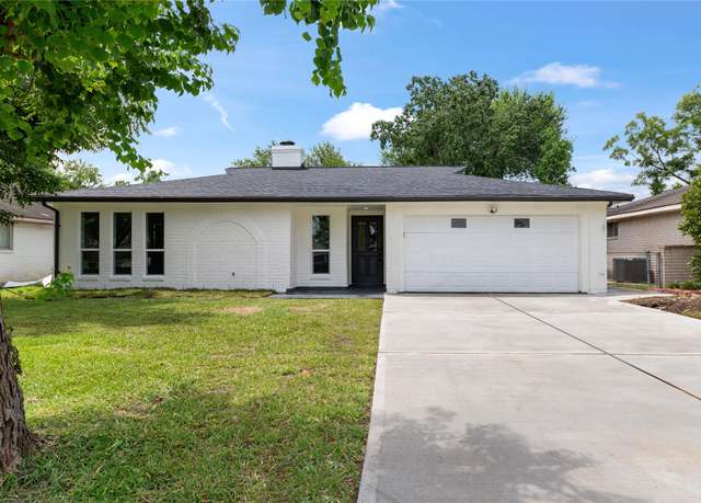 Property at 11507 W Bellfort St, Houston, TX 77099, 3 beds, 2 baths