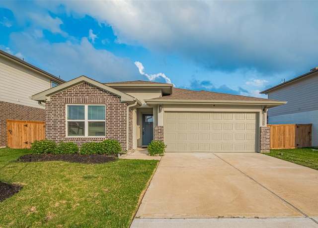 Property at 10611 Watershed Dr, Rosharon, TX 77583, 4 beds, 2 baths