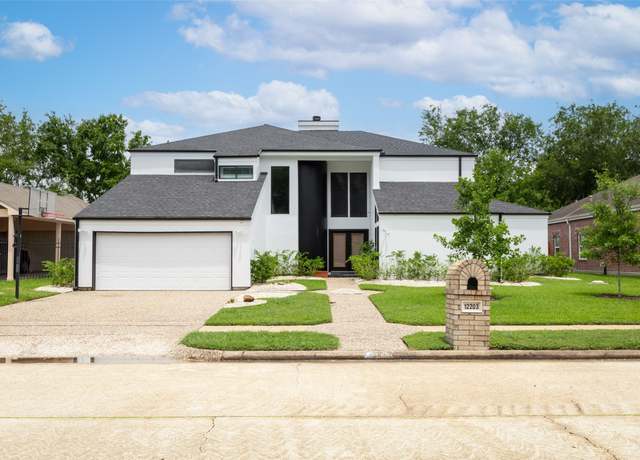 Property at 12203 Ashley Circle Dr E, Houston, TX 77071, 5 beds, 4.5 baths