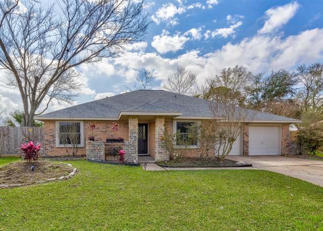 Property at 4602 Iroquois Dr, Pasadena, TX 77504, 4 beds, 2 baths