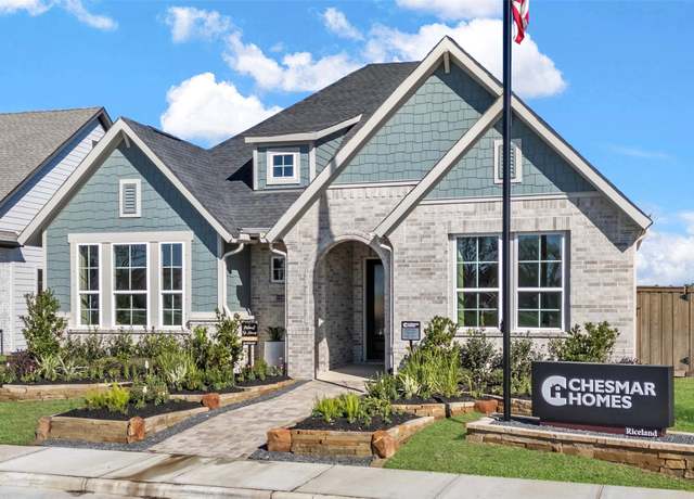 Property at 11918 Rice View Dr, Mont Belvieu, TX 77523, 3 beds, 3 baths