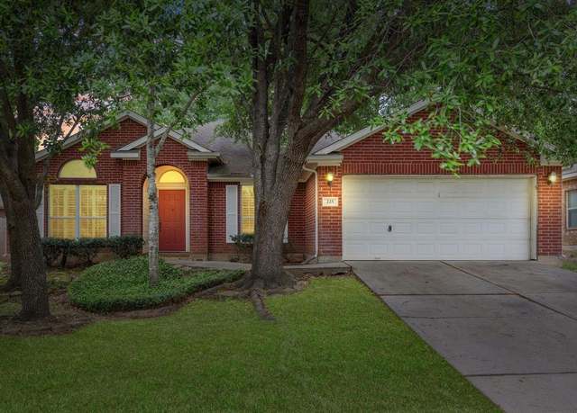 Property at 225 Mesa Vw, Montgomery, TX 77316, 3 beds, 2 baths