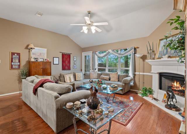 Property at 225 Mesa Vw, Montgomery, TX 77316, 3 beds, 2 baths