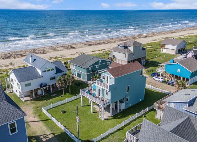 Property at 21233 Gulf Dr, Galveston, TX 77554, 3 beds, 3 baths