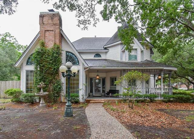 Property at 1431 Hoveden Dr, Katy, TX 77450, 4 beds, 2.5 baths