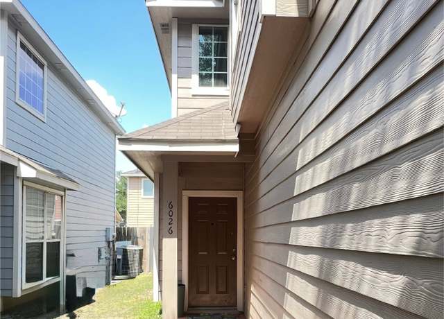 Property at 6026 Yorkglen Manor Ln, Houston, TX 77084, 3 beds, 2.5 baths