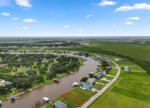 Property at 6 County Road 291, Sargent, TX 77414