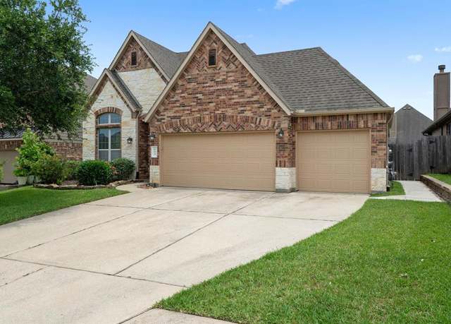 Property at 253 Dove Meadow Dr, Conroe, TX 77384, 3 beds, 2 baths