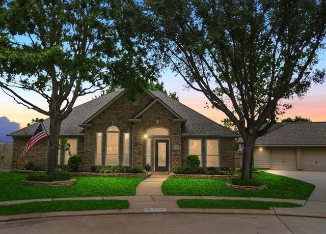 Property at 15702 Sweetrose Pl, Houston, TX 77095, 4 beds, 2.5 baths