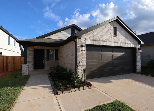 Property at 16209 Mcdonald County Ct, Montgomery, TX 77316, 3 beds, 2 baths
