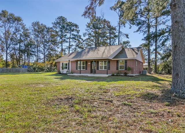 Property at 1473 County Road 297, Jasper, TX 75951, 4 beds, 2 baths