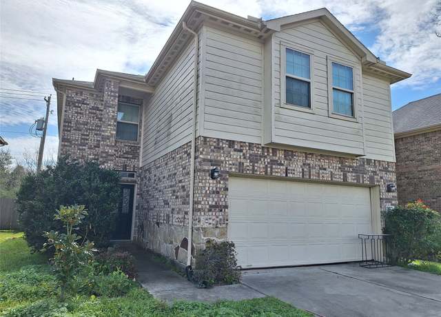 Property at 211 Sea Breeze Dr, Bacliff, TX 77518, 4 beds, 2.5 baths
