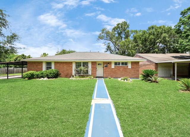 Property at 310 Harold Ln, Baytown, TX 77521, 4 beds, 2 baths