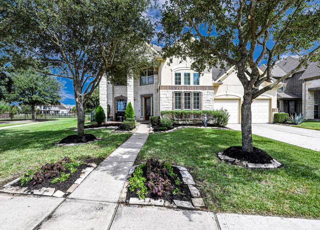 Property at 25722 Oakwood Knoll Dr, Katy, TX 77494, 4 beds, 3.5 baths