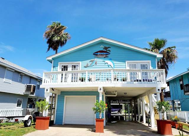 Property at 22104 Zapata Dr, Galveston, TX 77554, 3 beds, 1.5 baths