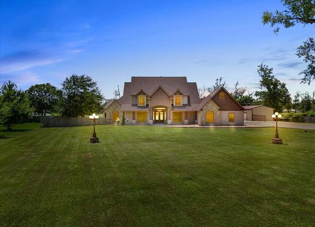 Property at 1273 County Road 201a, Angleton, TX 77515, 5 beds, 4.5 baths