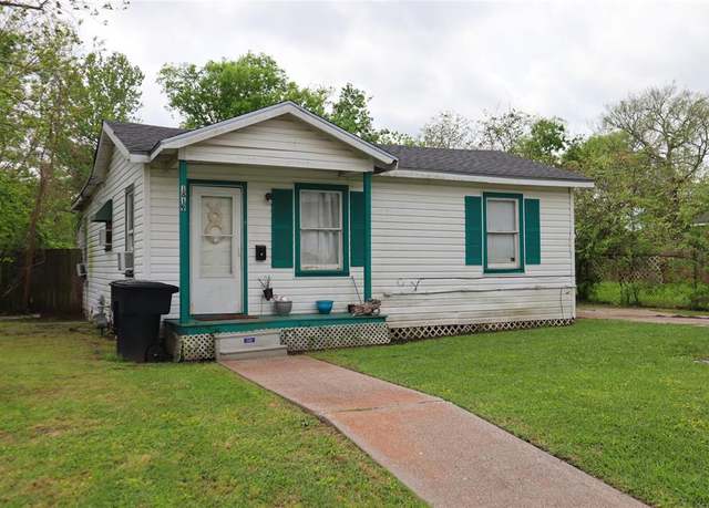 Property at 1819 N 19th St, Nederland, TX 77627, 1 bath