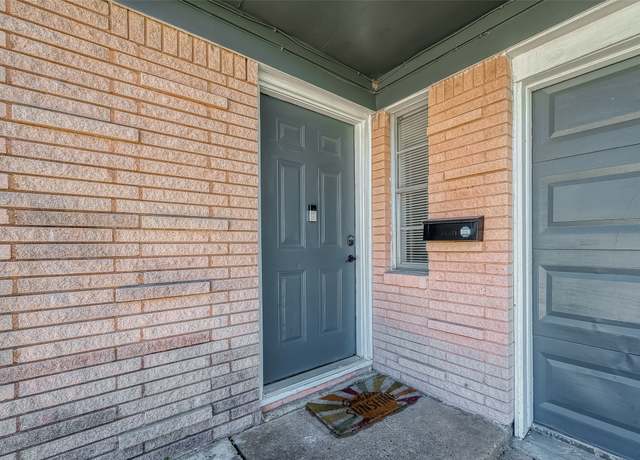 Property at 1803 Bayou Homes Dr, Galveston, TX 77551, 4 beds, 2 baths