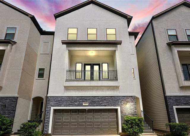 Property at 1625 W 23rd St Unit B, Houston, TX 77008, 3 beds, 3.5 baths