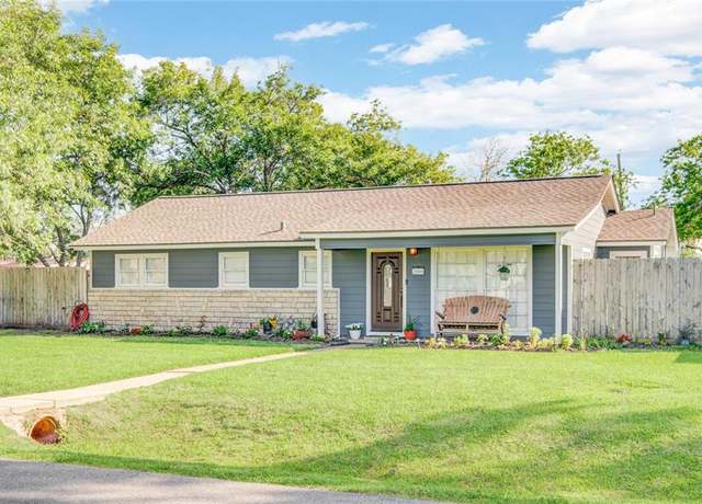 Property at 2001 N Avenue H, Freeport, TX 77541, 3 beds, 1.5 baths